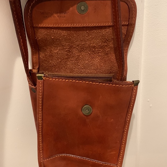 Small Leather Crossbody 100% Genuine Leather made in Italy🤎 - Picture 5 of 7